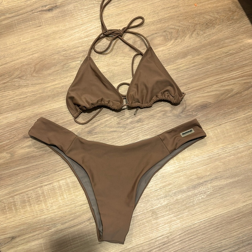 Bikini top
